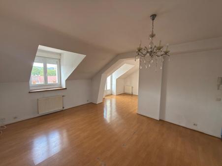 Appartement F3 à vendre - 3 pièces - 62.6 m2 - SENS - 89 - BOURGOGNE - Century 21 Martinot Immobilier