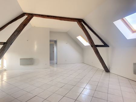 Appartement à louer - 3 pièces - 60 m2 - CUY - 89 - BOURGOGNE