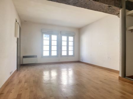 Appartement à louer - 1 pièce - 24 m2 - SENS - 89 - BOURGOGNE