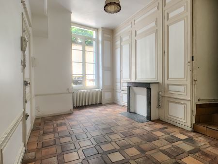 Appartement à louer - 1 pièce - 24 m2 - SENS - 89 - BOURGOGNE