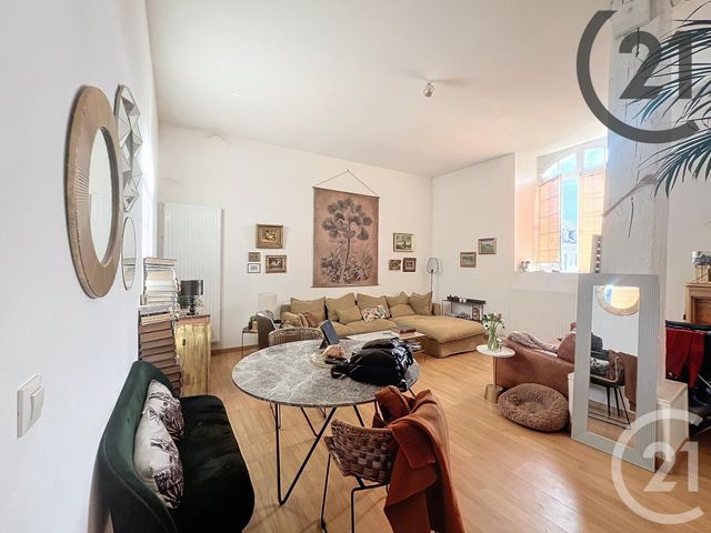 Appartement T3 à vendre - 3 pièces - 77.0 m2 - PASSY - 89 - BOURGOGNE - Century 21 Martinot Immobilier