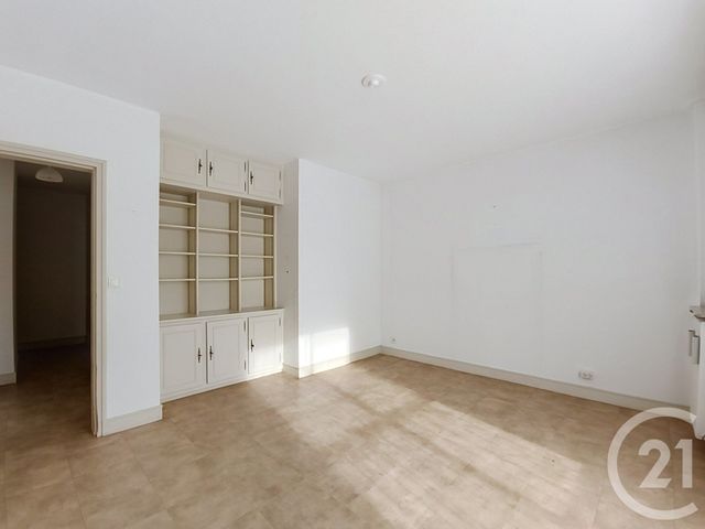 Appartement F3 à vendre - 3 pièces - 77.25 m2 - SENS - 89 - BOURGOGNE - Century 21 Martinot Immobilier
