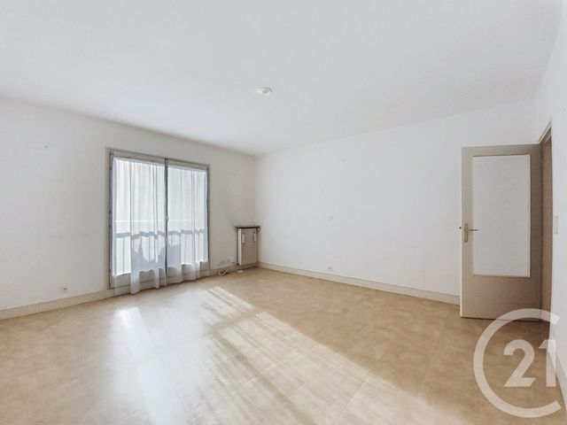 Appartement F3 à vendre - 3 pièces - 77.25 m2 - SENS - 89 - BOURGOGNE - Century 21 Martinot Immobilier