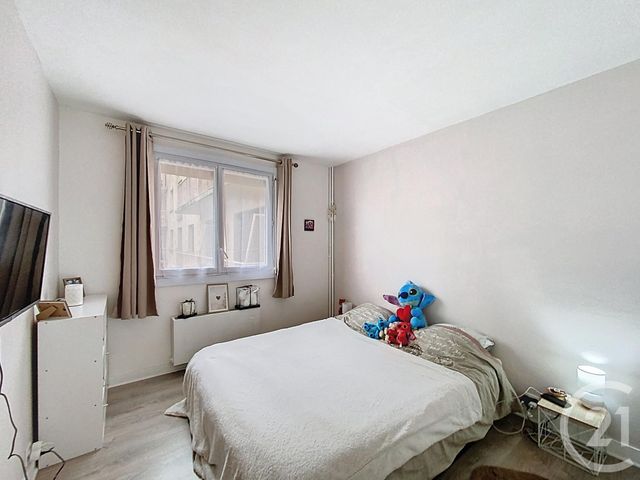 Appartement F4 à vendre - 4 pièces - 80.0 m2 - ST CLEMENT - 89 - BOURGOGNE - Century 21 Martinot Immobilier