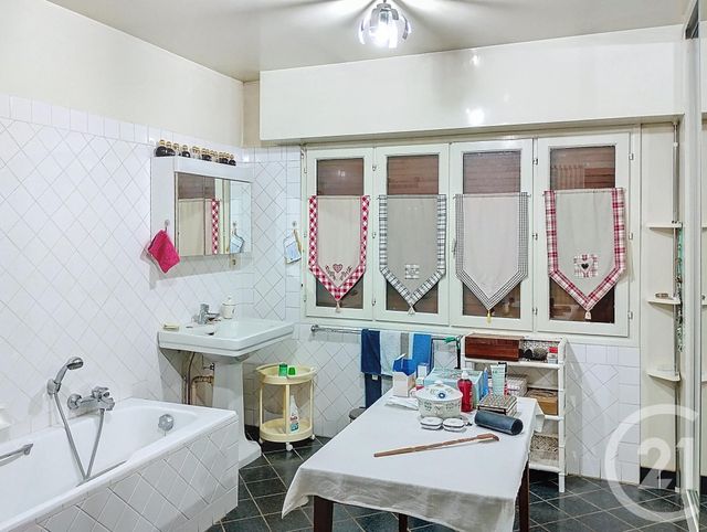 Afficher la photo en grand maison à vendre - 16 pièces - 366.0 m2 - NOE - 89 - BOURGOGNE - Century 21 Martinot Immobilier