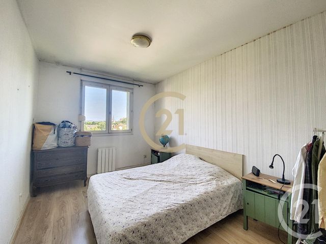 Afficher la photo en grand Appartement F3 à louer - 3 pièces - 67.0 m2 - SENS - 89 - BOURGOGNE - Century 21 Martinot Immobilier