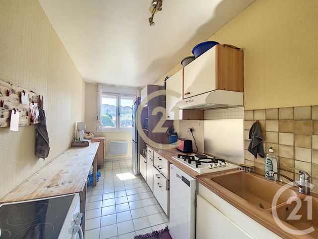 Afficher la photo en grand Appartement F3 à louer - 3 pièces - 67.0 m2 - SENS - 89 - BOURGOGNE - Century 21 Martinot Immobilier