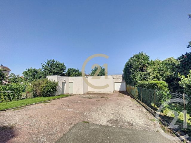 Afficher la photo en grand Appartement F3 à louer - 3 pièces - 67.0 m2 - SENS - 89 - BOURGOGNE - Century 21 Martinot Immobilier