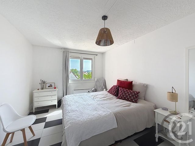 Appartement F2 à vendre - 2 pièces - 51.76 m2 - ST CLEMENT - 89 - BOURGOGNE - Century 21 Martinot Immobilier