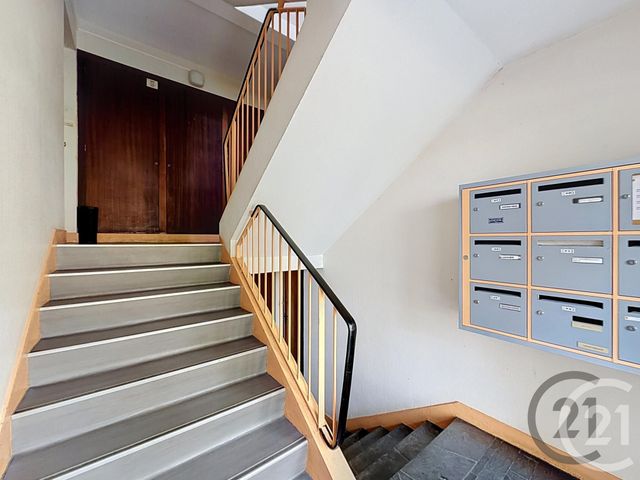 Appartement F2 à vendre - 2 pièces - 51.76 m2 - ST CLEMENT - 89 - BOURGOGNE - Century 21 Martinot Immobilier