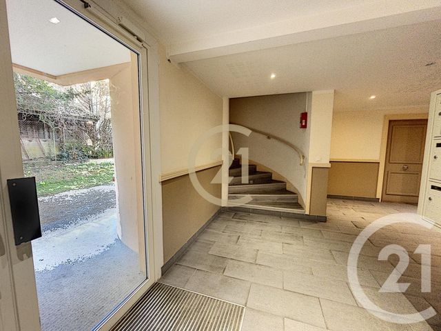 Appartement Studio à vendre - 1 pièce - 24.9 m2 - SENS - 89 - BOURGOGNE - Century 21 Martinot Immobilier