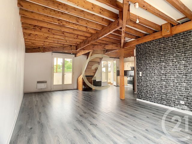 Appartement F4 à vendre - 4 pièces - 65.62 m2 - PONT SUR YONNE - 89 - BOURGOGNE - Century 21 Martinot Immobilier
