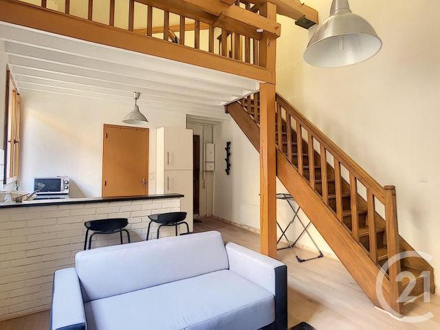 Studio à louer - 1 pièce - 27.0 m2 - SENS - 89 - BOURGOGNE - Century 21 Martinot Immobilier