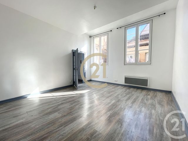 Appartement F2 à louer - 2 pièces - 66.0 m2 - SENS - 89 - BOURGOGNE - Century 21 Martinot Immobilier