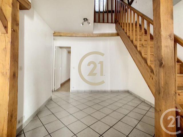 Appartement F3 à louer - 3 pièces - 80.0 m2 - SENS - 89 - BOURGOGNE - Century 21 Martinot Immobilier