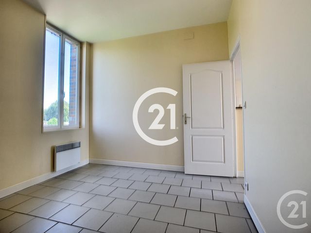 Appartement F3 à louer - 3 pièces - 81.0 m2 - SENS - 89 - BOURGOGNE - Century 21 Martinot Immobilier