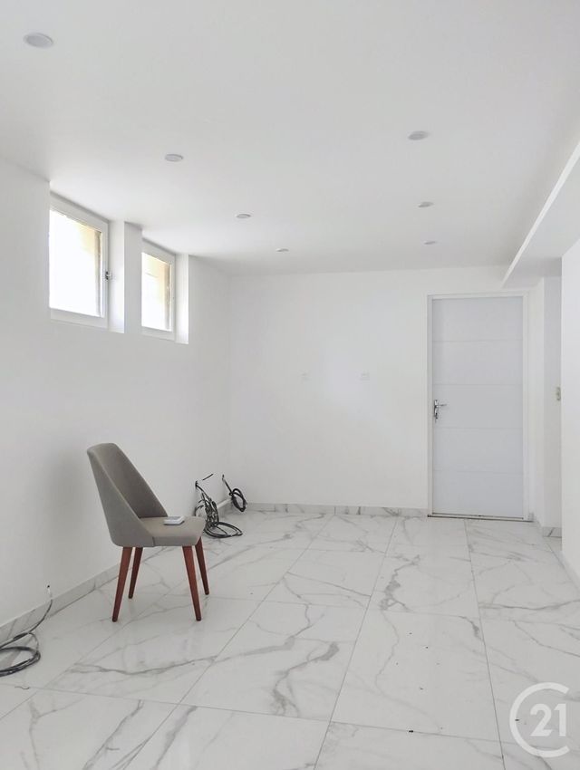 maison à vendre - 5 pièces - 136.0 m2 - SENS - 89 - BOURGOGNE - Century 21 Martinot Immobilier