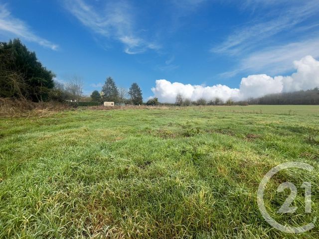 terrain à vendre - 2092.0 m2 - VILLEBOUGIS - 89 - BOURGOGNE - Century 21 Martinot Immobilier