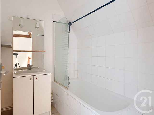 Appartement Duplex à vendre - 2 pièces - 71.0 m2 - PASSY - 89 - BOURGOGNE - Century 21 Martinot Immobilier