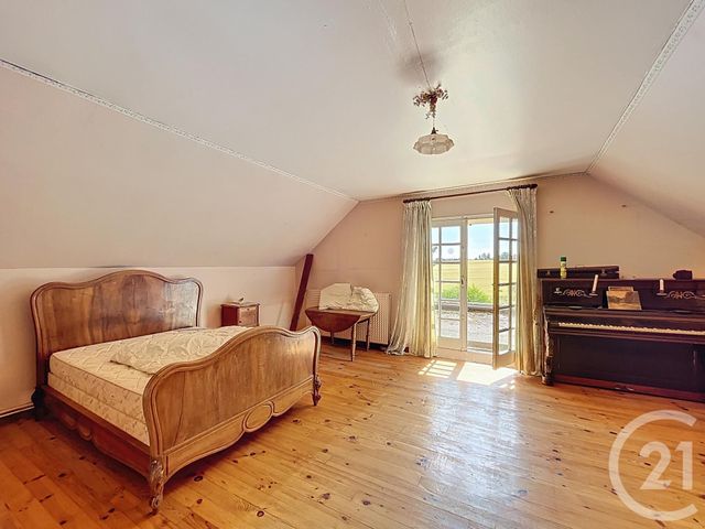 maison à vendre - 7 pièces - 216.59 m2 - ST VALERIEN - 89 - BOURGOGNE - Century 21 Martinot Immobilier