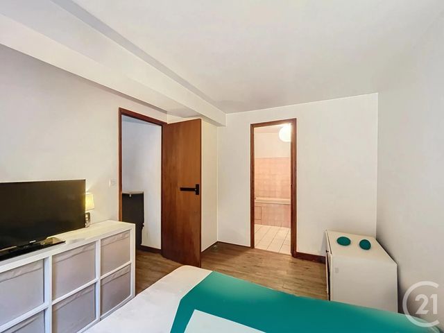 Appartement F2 à vendre - 2 pièces - 29.2 m2 - SENS - 89 - BOURGOGNE - Century 21 Martinot Immobilier