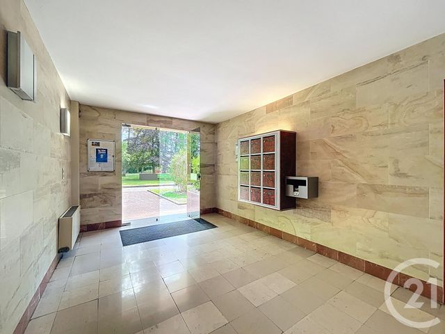 Appartement F3 à vendre - 3 pièces - 72.56 m2 - SENS - 89 - BOURGOGNE - Century 21 Martinot Immobilier