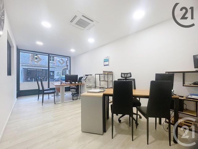 commerce à louer - 29.0 m2 - SENS - 89 - BOURGOGNE - Century 21 Martinot Immobilier