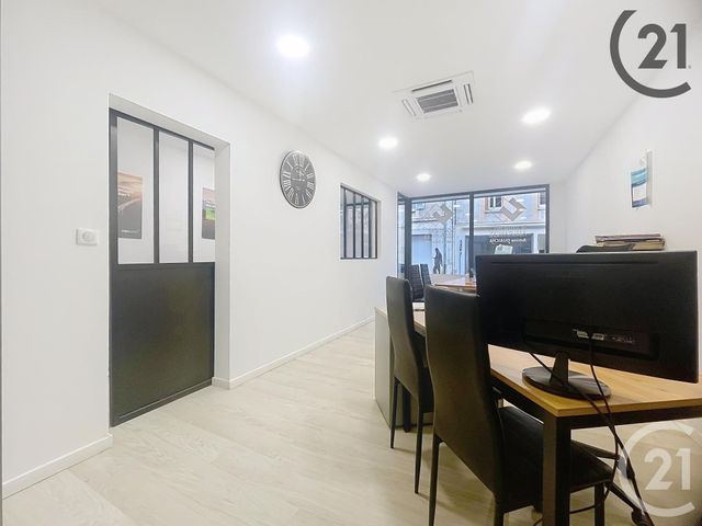commerce à louer - 29.0 m2 - SENS - 89 - BOURGOGNE - Century 21 Martinot Immobilier