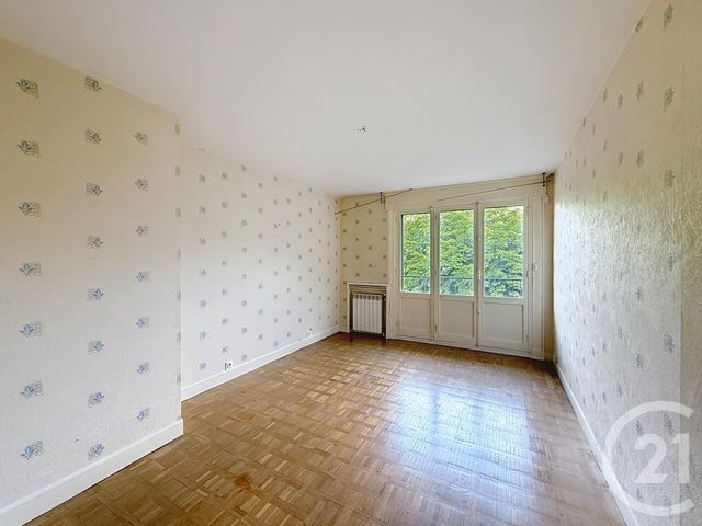 Appartement T3 à vendre - 3 pièces - 79.09 m2 - SENS - 89 - BOURGOGNE - Century 21 Martinot Immobilier