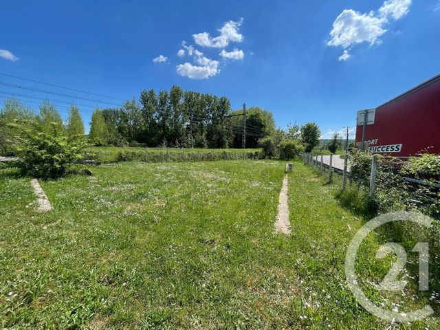 terrain - VILLENEUVE SUR YONNE - 89