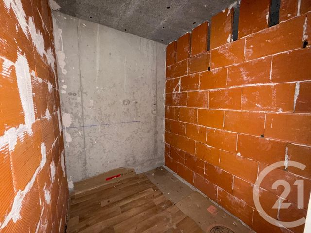 Appartement F3 à vendre - 3 pièces - 67.1 m2 - SENS - 89 - BOURGOGNE - Century 21 Martinot Immobilier