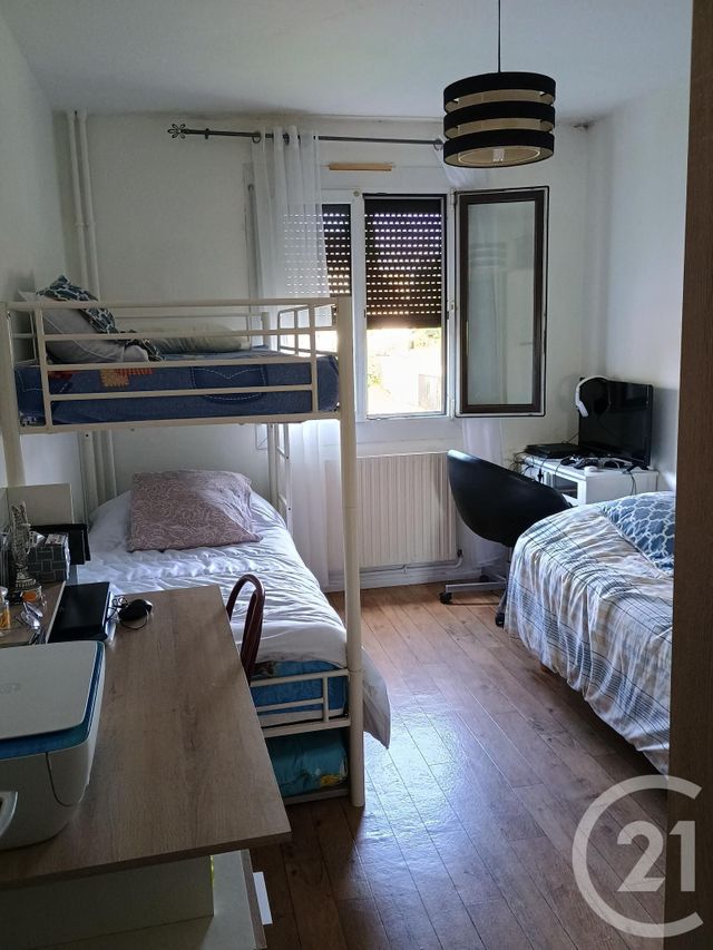 Appartement F3 à vendre - 3 pièces - 67.1 m2 - SENS - 89 - BOURGOGNE - Century 21 Martinot Immobilier