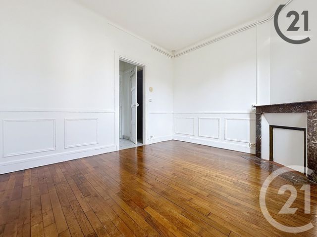 Appartement F1 à louer - 1 pièce - 18.0 m2 - SENS - 89 - BOURGOGNE - Century 21 Martinot Immobilier