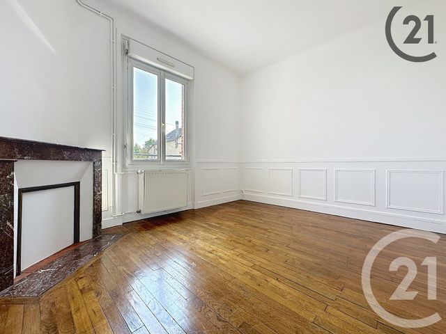 Appartement F1 à louer - 1 pièce - 22.0 m2 - SENS - 89 - BOURGOGNE - Century 21 Martinot Immobilier