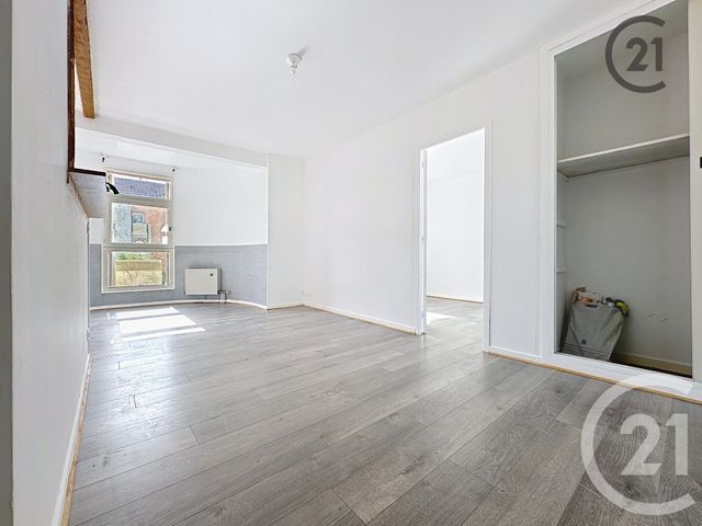 Appartement F2 à louer PARON