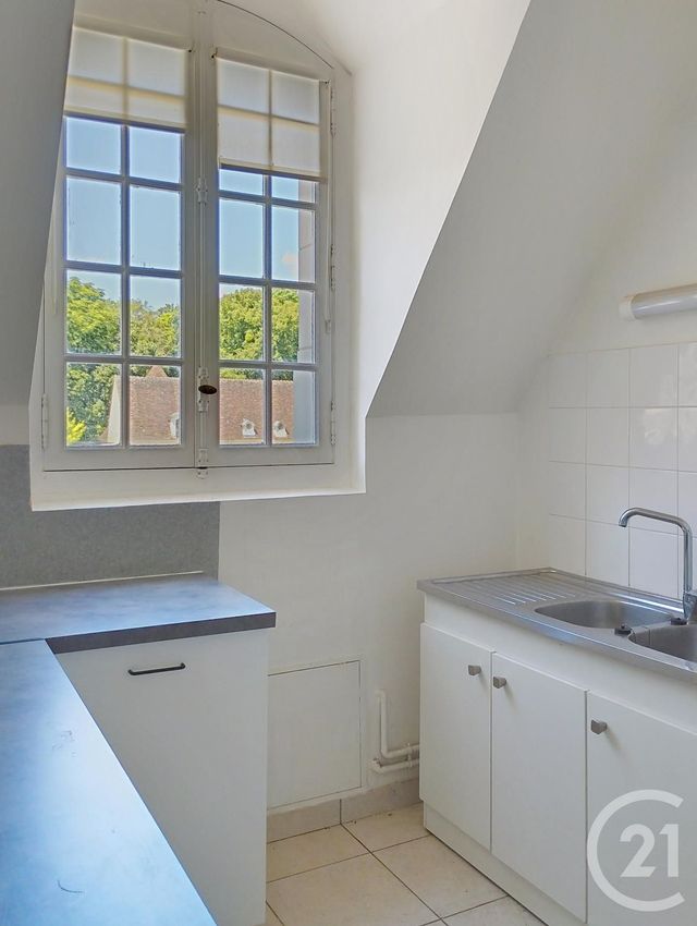 Appartement F2 à vendre - 2 pièces - 42.96 m2 - PASSY - 89 - BOURGOGNE - Century 21 Martinot Immobilier