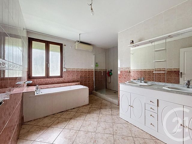 maison à vendre - 7 pièces - 188.52 m2 - ST VALERIEN - 89 - BOURGOGNE - Century 21 Martinot Immobilier