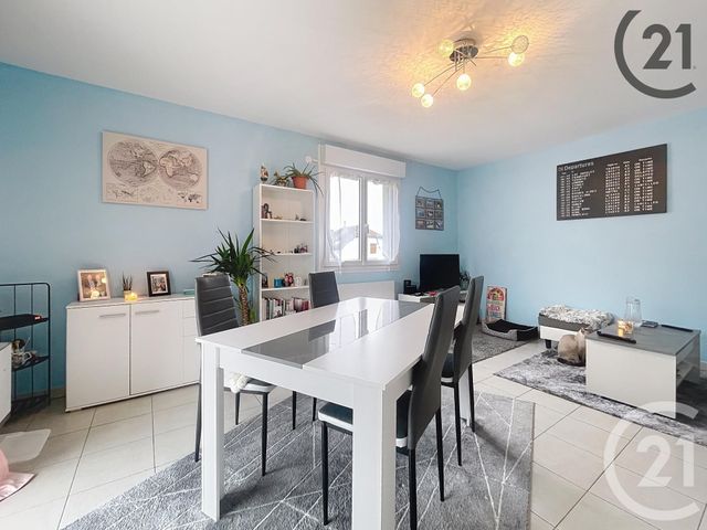 Appartement F4 à louer - 4 pièces - 79.0 m2 - PARON - 89 - BOURGOGNE - Century 21 Martinot Immobilier
