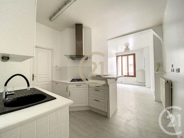 Appartement F2 à louer - 2 pièces - 38.5 m2 - SENS - 89 - BOURGOGNE - Century 21 Martinot Immobilier