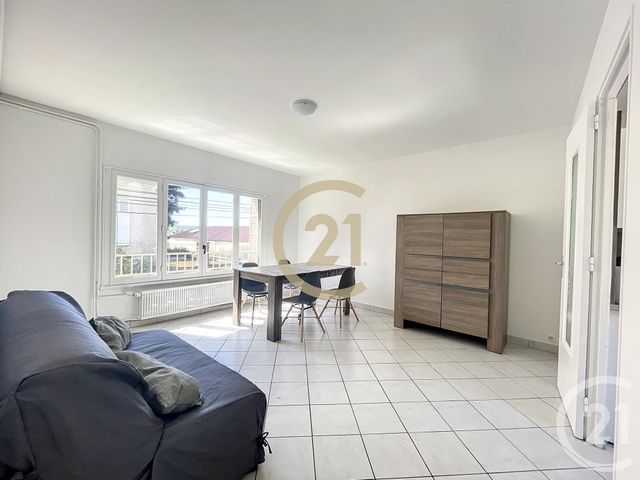 Appartement F1 à louer - 1 pièce - 30.95 m2 - SENS - 89 - BOURGOGNE - Century 21 Martinot Immobilier
