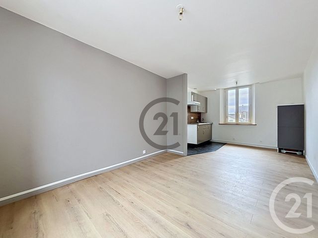 Appartement F2 à louer - 2 pièces - 43.0 m2 - SENS - 89 - BOURGOGNE - Century 21 Martinot Immobilier