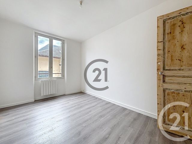 Appartement F2 à louer - 2 pièces - 43.0 m2 - SENS - 89 - BOURGOGNE - Century 21 Martinot Immobilier