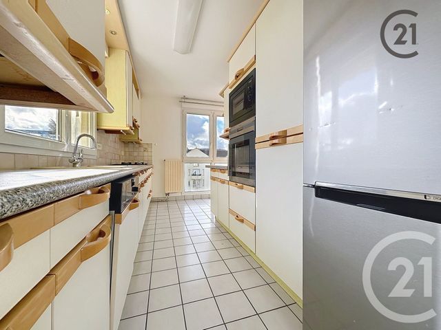 Appartement à louer - 3 pièces - 74.0 m2 - SENS - 89 - BOURGOGNE - Century 21 Martinot Immobilier