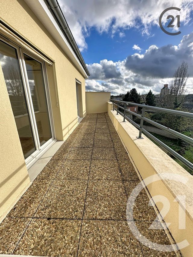 Appartement à louer - 3 pièces - 74.0 m2 - SENS - 89 - BOURGOGNE - Century 21 Martinot Immobilier