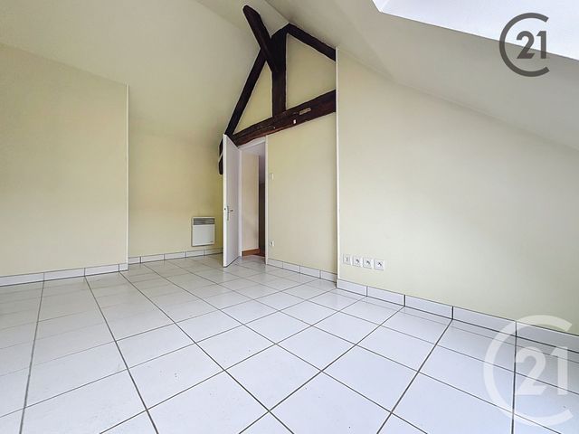 Appartement à louer - 2 pièces - 35.0 m2 - SENS - 89 - BOURGOGNE - Century 21 Martinot Immobilier