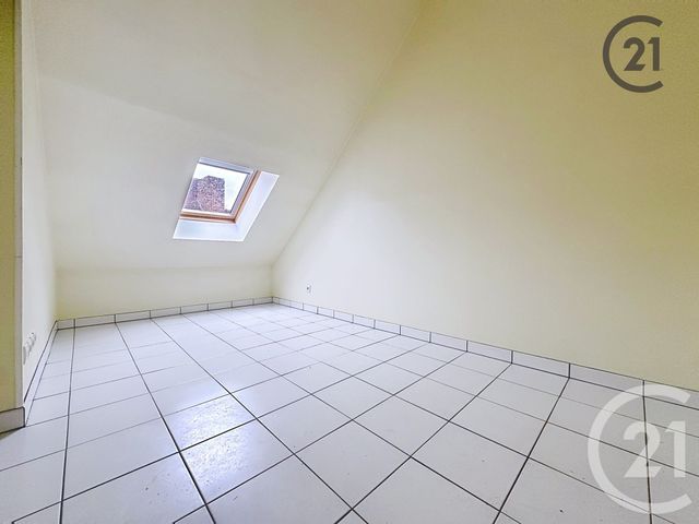 Appartement à louer - 2 pièces - 35.0 m2 - SENS - 89 - BOURGOGNE - Century 21 Martinot Immobilier