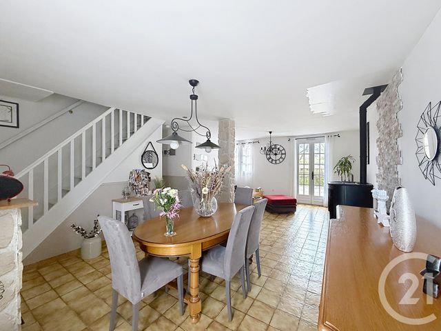 maison à vendre - 5 pièces - 102.0 m2 - VILLENEUVE LA GUYARD - 89 - BOURGOGNE - Century 21 Martinot Immobilier