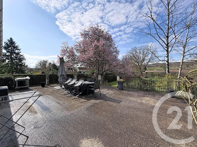maison à vendre - 5 pièces - 102.0 m2 - VILLENEUVE LA GUYARD - 89 - BOURGOGNE - Century 21 Martinot Immobilier