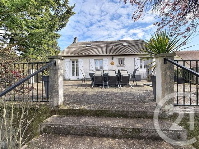 maison à vendre - 5 pièces - 102.0 m2 - VILLENEUVE LA GUYARD - 89 - BOURGOGNE - Century 21 Martinot Immobilier