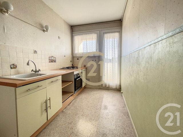 Appartement F2 à louer - 2 pièces - 53.0 m2 - SENS - 89 - BOURGOGNE - Century 21 Martinot Immobilier